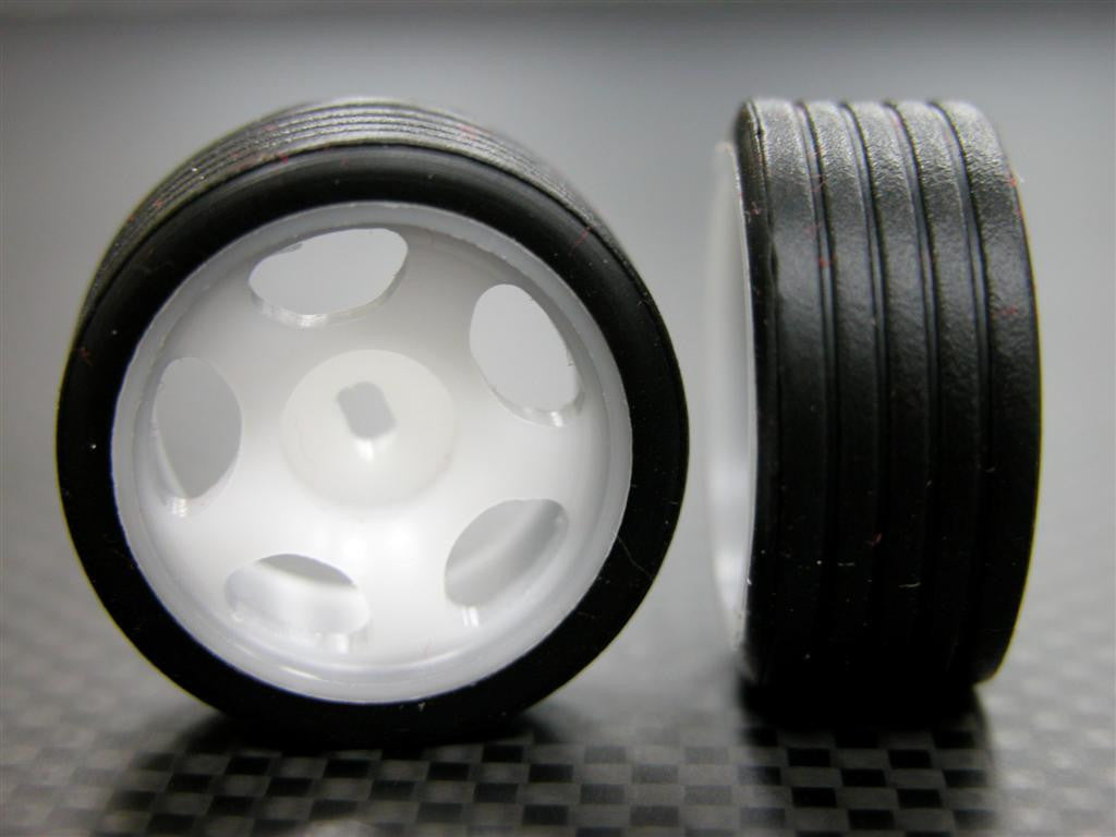 Kyosho Mini-Z AWD Delrin Rear Wide Ridge Rims (5P, 1.0mm Off Set, Width 11mm) With Tires - 1Pr Set White