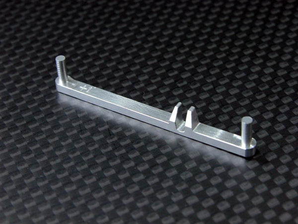 XMods Generation 1 Aluminum Steering Plate (Toe-In 1 Deg) - 1Pc Silver